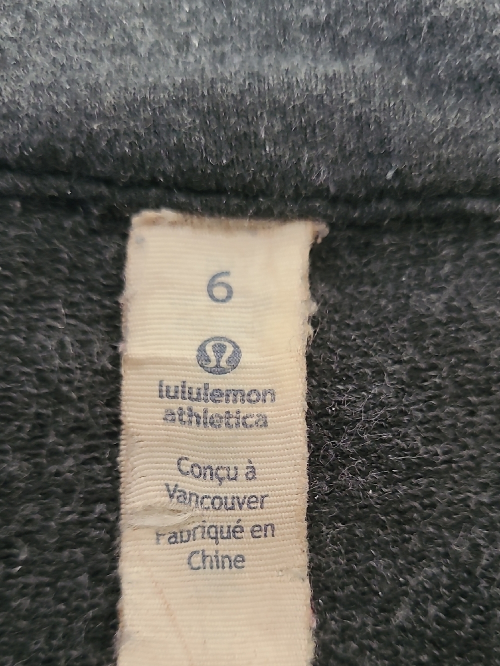 Lululemon Coast Wrap II - Heathered Black - Picture 10 of 12